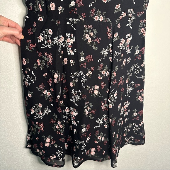 NWT Reformation Black Half Sleeve Short Dress in Jolene Floral SZ US 6, M - Picture 4 of 12